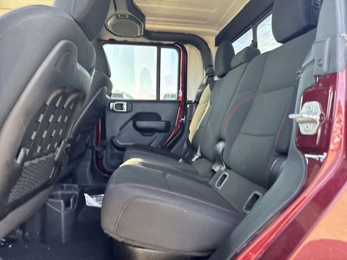 Used 2022 Jeep Gladiator Rubicon w/ LED Lighting Group image 60
