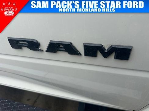Used 2022 RAM 2500 Laramie w/ Night Edition AWD/4WD image 8