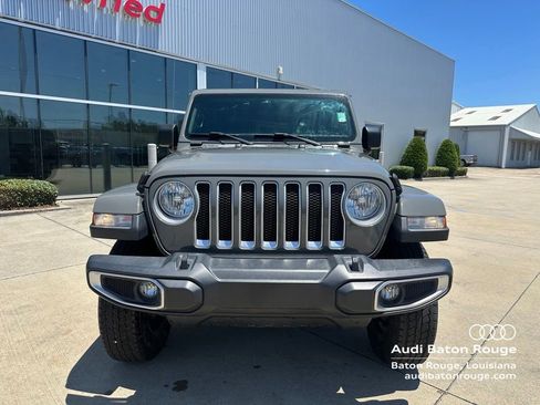 Used 2020 Jeep Wrangler Unlimited Sahara w/ Cold Weather Group AWD/4WD image 2