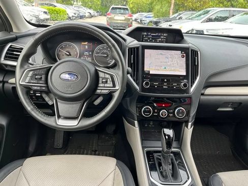 Used 2023 Subaru Forester Limited AWD/4WD image 9