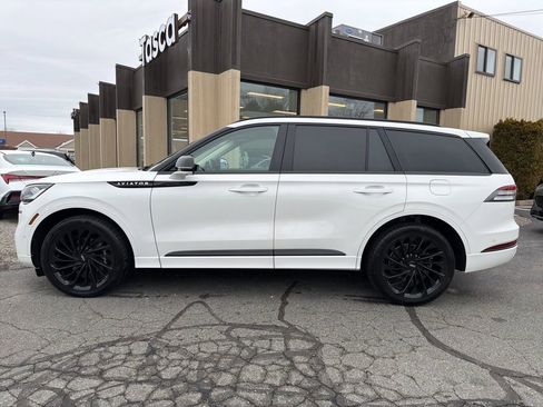 Used 2023 Lincoln Aviator Reserve w/ Equipment Group 201A image 8