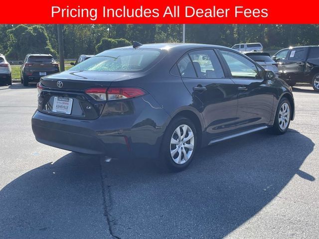 Used 2025 Toyota Corolla LE FWD image 5