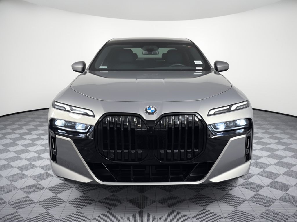 Certified 2024 BMW 760i xDrive AWD/4WD image 6