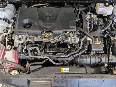 Used 2024 Toyota Camry LE image 21