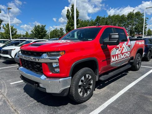 Used 2020 Chevrolet Silverado 2500 LT w/ All Star Edition AWD/4WD image 2