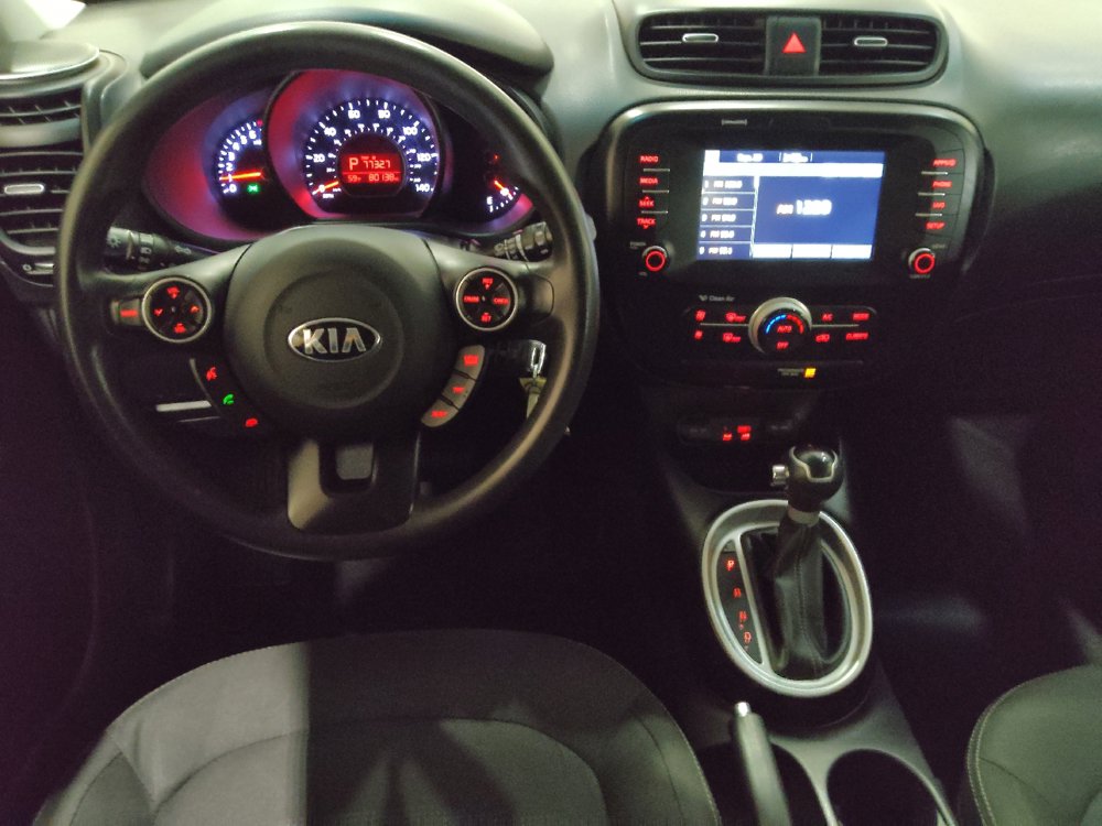 Used 2019 Kia Soul + FWD image 22