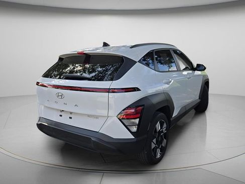 Used 2024 Hyundai Kona SEL FWD image 6