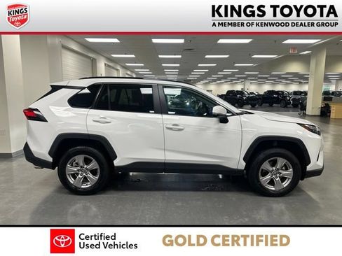 Certified 2025 Toyota RAV4 XLE AWD/4WD image 9