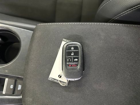 Used 2024 Honda Civic Sport image 4