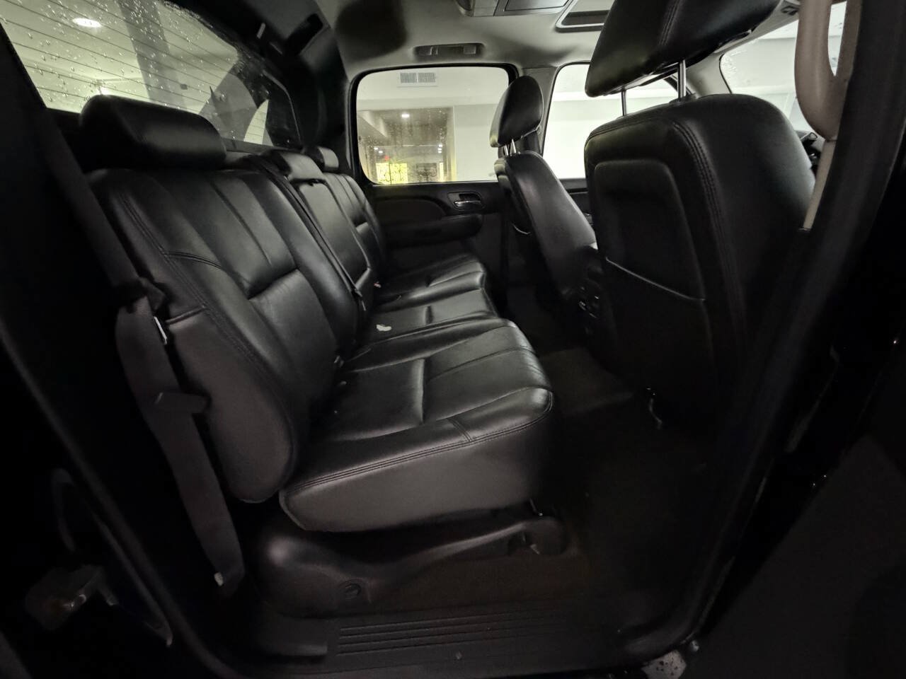 Used 2013 Chevrolet Avalanche LT w/ Suspension Package, Off-Road AWD/4WD image 18