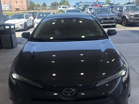 Used 2026 Toyota Corolla LE FWD image 1