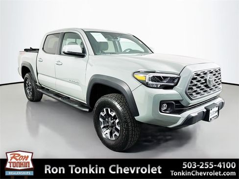 Used 2023 Toyota Tacoma TRD Off-Road w/ Technology Package AWD/4WD image 1