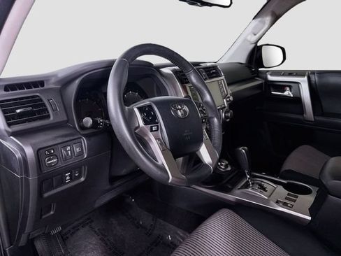 Certified 2024 Toyota 4Runner SR5 AWD/4WD image 10