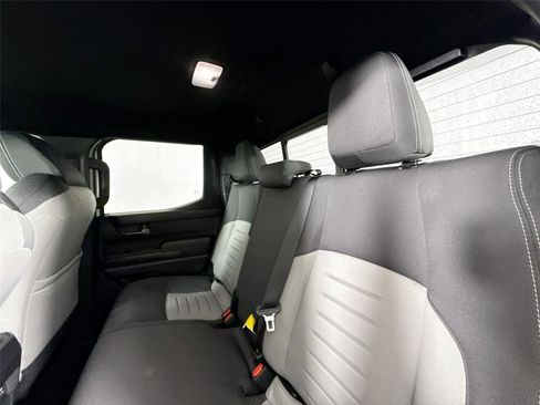 Used 2024 Toyota Tacoma TRD Off-Road image 31