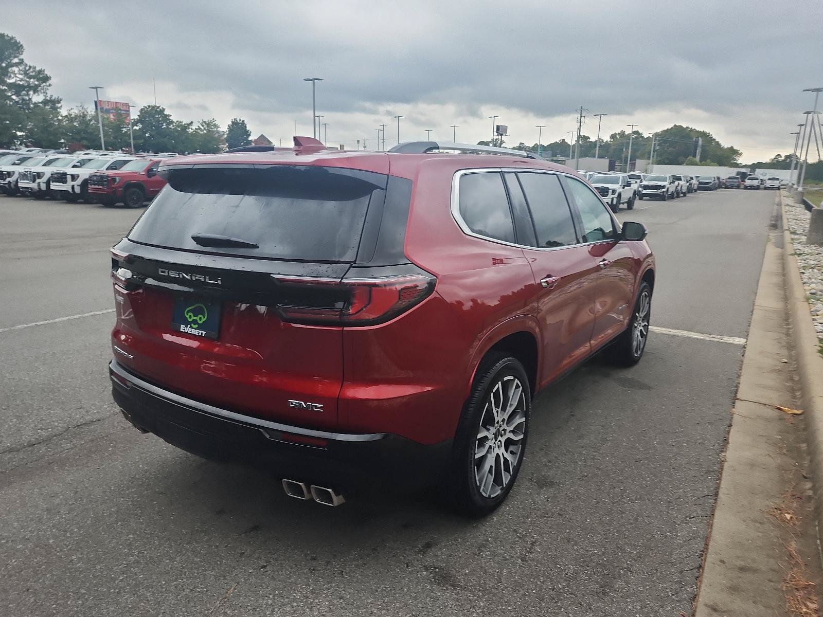 Certified 2026 GMC Acadia Denali Ultimate FWD image 3