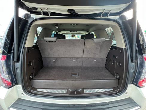 Used 2015 GMC Yukon Denali image 30