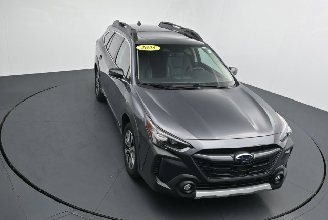 Used 2025 Subaru Outback Limited AWD/4WD image 31