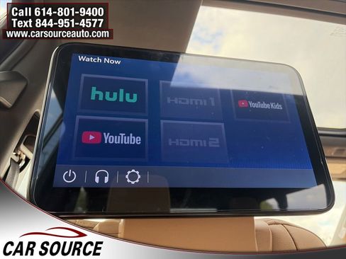 Used 2023 Chevrolet Suburban Premier AWD/4WD image 12