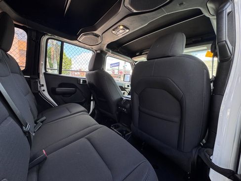 Used 2021 Jeep Wrangler Unlimited Sport S image 26