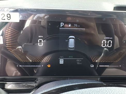 New 2026 Kia Carnival EX FWD image 22