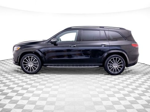 Used 2022 Mercedes-Benz GLS 450 4MATIC w/ AMG Line Exterior image 2