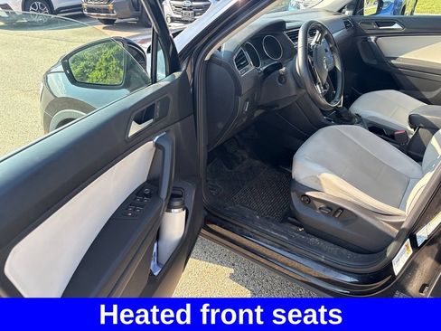Used 2019 Volkswagen Tiguan SE w/ Panoramic Sunroof Package AWD/4WD image 13