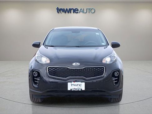 Used 2018 Kia Sportage LX image 4