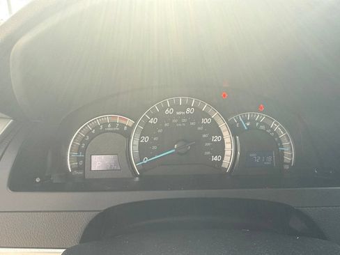 Used 2014 Toyota Camry SE FWD image 21
