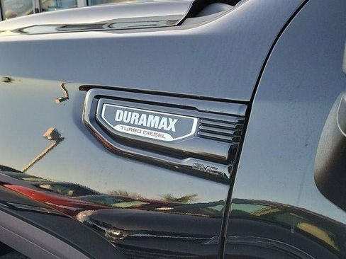 Used 2021 GMC Sierra 1500 Elevation w/ Preferred Package image 9