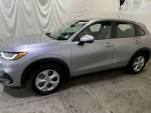 Certified 2023 Honda HR-V LX image 4