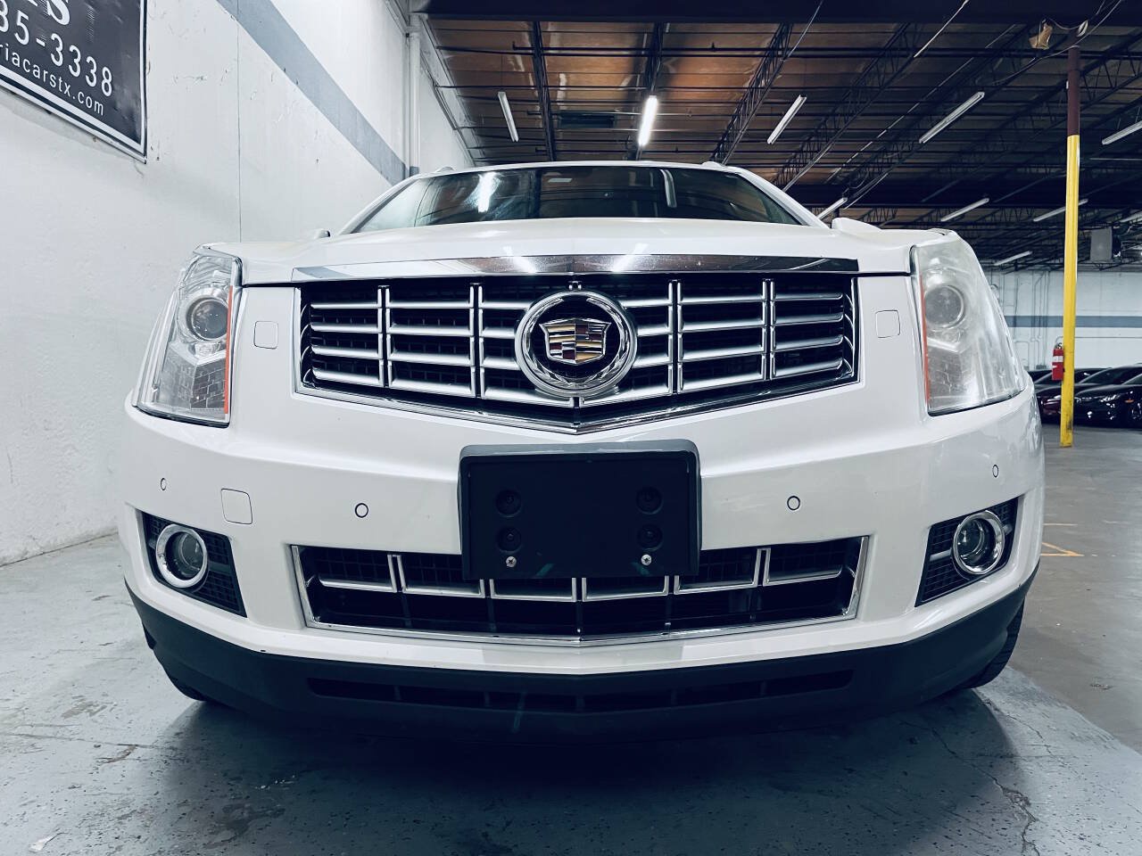 Used 2014 Cadillac SRX Premium FWD image 3