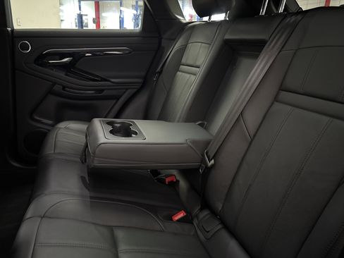 Used 2023 Land Rover Range Rover Evoque R-Dynamic S image 29
