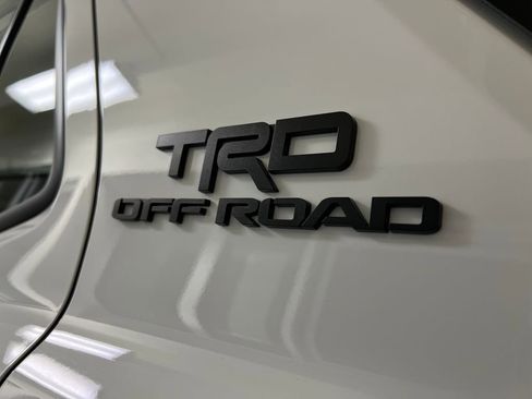 Certified 2025 Toyota 4Runner TRD Off-Road Premium image 12