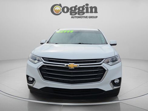 Certified 2021 Chevrolet Traverse LT image 8