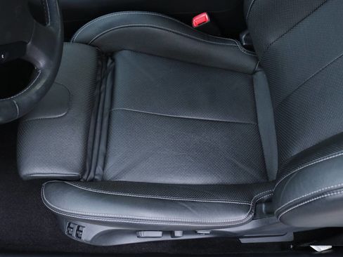 Used 2013 INFINITI G37 x Coupe w/ Premium Pkg image 33