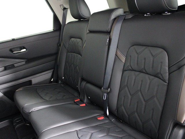 New 2026 Nissan Pathfinder Platinum w/ Cargo Package FWD image 19