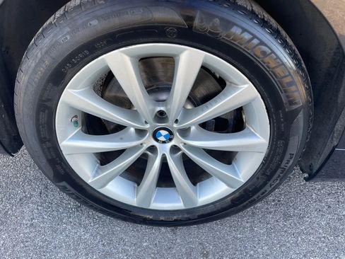 Used 2018 BMW 740i image 6