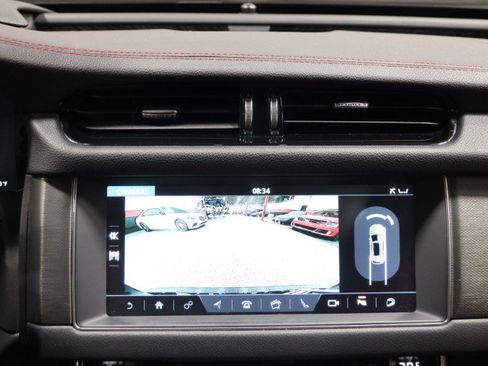Used 2018 Jaguar XF First Edition AWD/4WD image 69