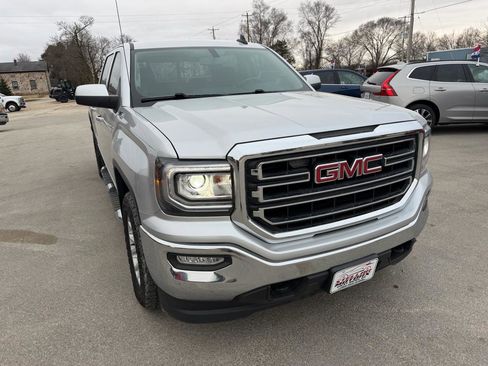 Used 2017 GMC Sierra 1500 SLE w/ SLE Value Package image 16