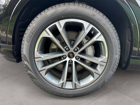 New 2026 Audi Q7 3.0T Premium image 14