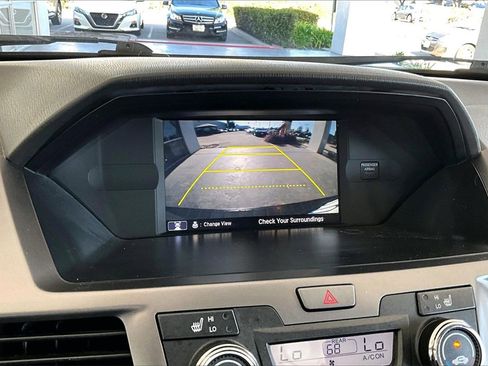 Used 2014 Honda Odyssey Touring image 14