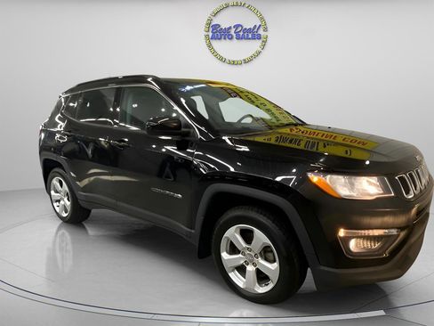 Used 2019 Jeep Compass Latitude w/ Cold Weather Group image 7
