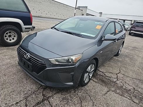 Used 2018 Hyundai Ioniq Blue image 3