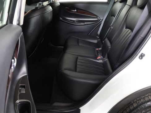 Used 2017 INFINITI QX50 AWD image 34