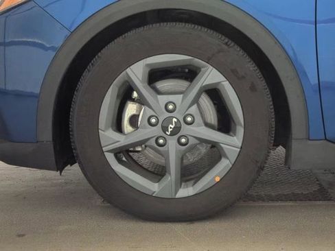 Used 2025 Kia K4 FWD image 11