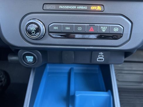 New 2025 Ford Maverick XLT w/ XLT Luxury Package image 6