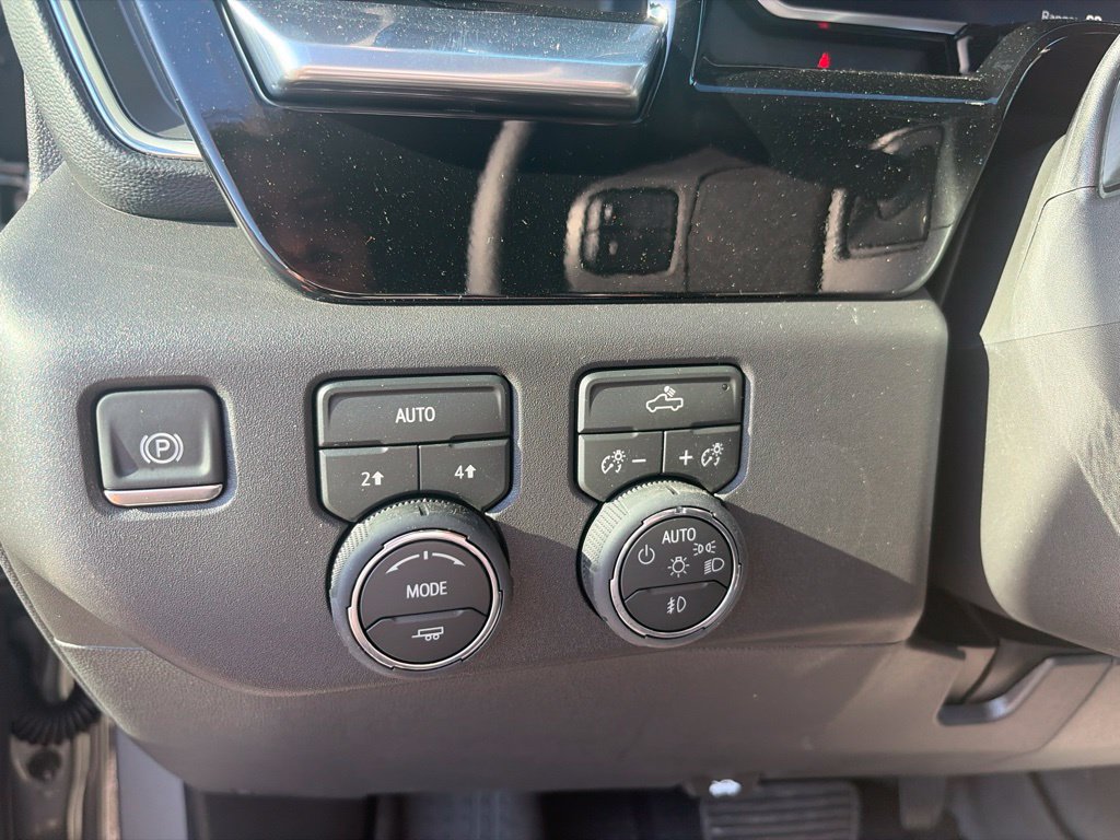 New 2026 Chevrolet Silverado 1500 RST w/ RST Select Package AWD/4WD image 16