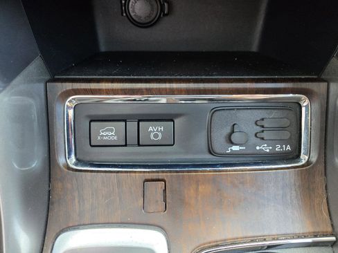 Used 2022 Subaru Ascent Touring AWD/4WD image 38