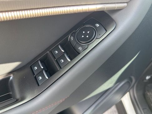 Used 2026 Ford Explorer Active image 11