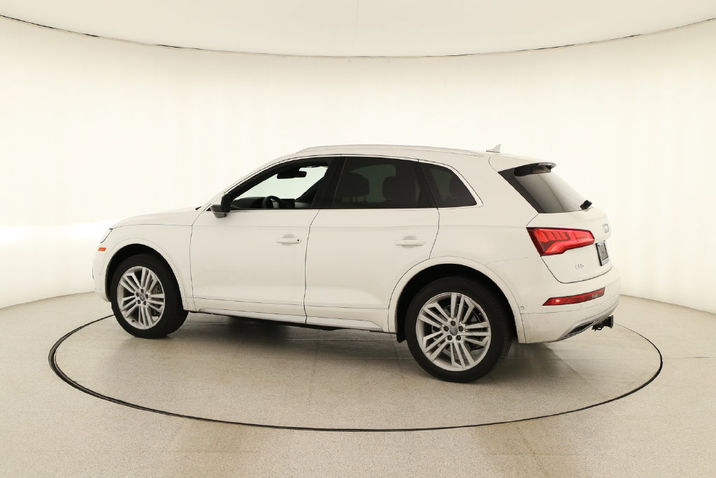 Used 2020 Audi Q5 Prestige w/ Prestige Package AWD/4WD image 3